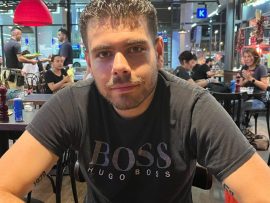 Callcenter Agent, Verkäufer, Chatmoderator, Kundenbetreuung, Inbound / Outbound 