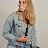 Grafik Designer, Social Media Manager, Kundenservice. | Assistant Deutsch