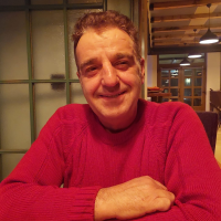 Ich möchte gerne im Bereich Kundenberatung arbeiten. Dabei kann ich auf meine umfangreiche Erfahrung bei Unternehmen wie Deutsche Telekom, Lufthansa und 3Pagen zurückgreifen, die mir umfassende Kenntnisse im Umgang mit Kunden | Kundensupport