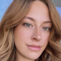 Chat moderator , content moderator etc  | Assistant Services