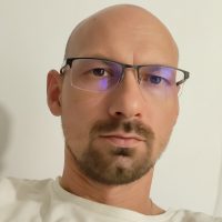 Ingenieur-Technologe mit Erfahrung in der 3D-Modellierung, Konstruktion und Entwicklung technischer Produkte mit SolidWorks sowie in der Erstellung technischer Zeichnungen und Dokumentationen. | Deutschsprachige Arbeitskräfte aus Osteuropa