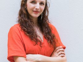 Virtuelle Assistentin, Übersetzerin