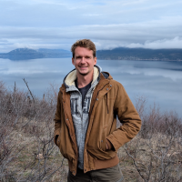 Versatil einsetzbarer Wirtschaftsinformatiker, Cloud Migration, Netzwerke, AI, Sprachen | Kundensupport