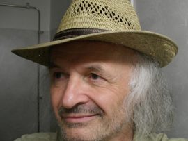 Künstler: Pianist (Spezialität Evergreens) und Texter